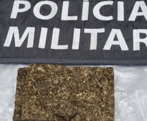 Suspeitos fogem e deixam moto e maconha para trás em Bom Jeus do Norte