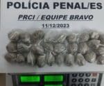 Mulher é presa tentando entrar com drogas em presídio de Cachoeiro