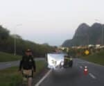 Mulher morre após ser atropelada por carro na BR-101