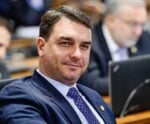 Flávio Bolsonaro diz que recusou indicação do pai ao STF