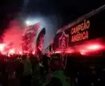 Com festa da torcida, Fluminense embarca para Mundial de Clubes