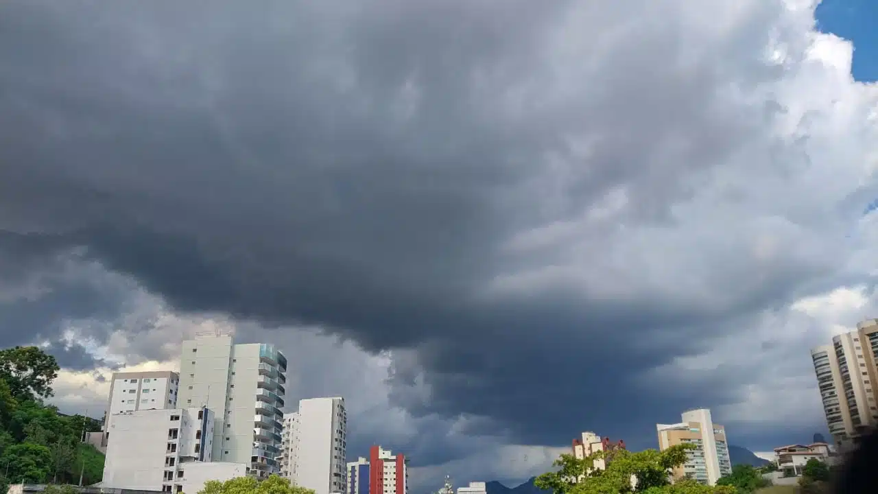 Tempestade no ES