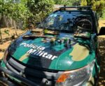 PM apreende arma e pássaros silvestres mantidas em cativeiro em Ibitirama