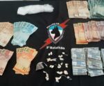 VÍDEO| Cadela Alga ajuda na apreensão de drogas em Guaçuí; 2 são presos