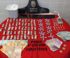 Polícia Militar apreende grande quantidade de drogas em Itapemirim PM apreende drogas em Itapemirim
