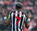 Joelinton sofre lesão e deve desfalcar Newcastle por seis semanas