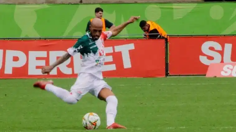Jogador do Rio Branco-VN