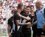 Com polêmica na arbitragem, Vasco tropeça e perde a liderança do Carioca
