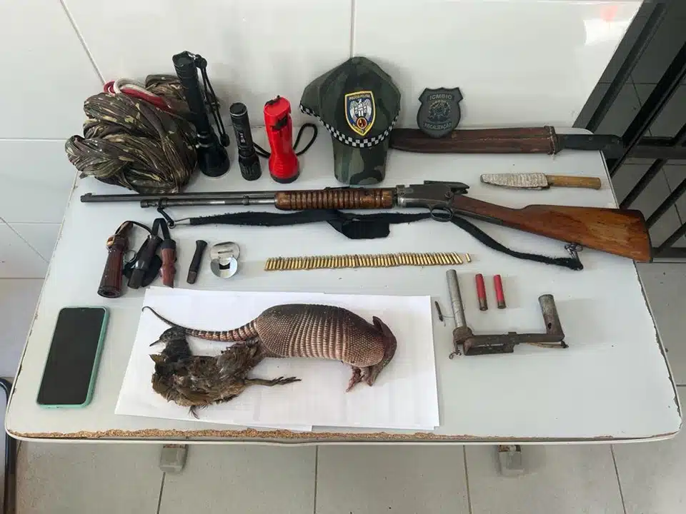 Homem é detido em Sooretama com arma de fogo e animais silvestres abatidos
