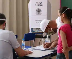 Eleições 2024: pré-candidatos devem se afastar de cargos; confira prazo