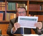 CGU conclui que certificado de vacinação de Bolsonaro é falso