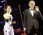 Andrea Bocelli convida Sandy para concertos no Brasil; veja datas