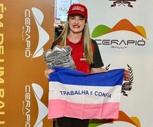 Capixaba leva medalha de prata em campeonato de motociclismo