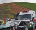 Duas pessoas morrem em acidente grave na BR-101 em Anchieta