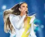Ivete Sangalo é denunciada ao Ministério Público após dançar com criança