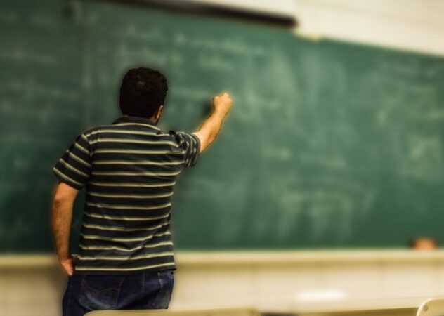 Piso salarial de professor