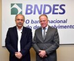 Casagrande discute novas linhas de financiamento com BNDES