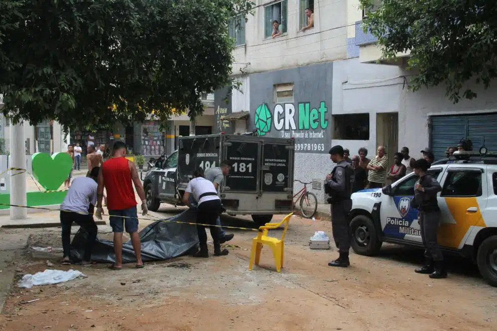 homem é morto a facadas em Mimoso