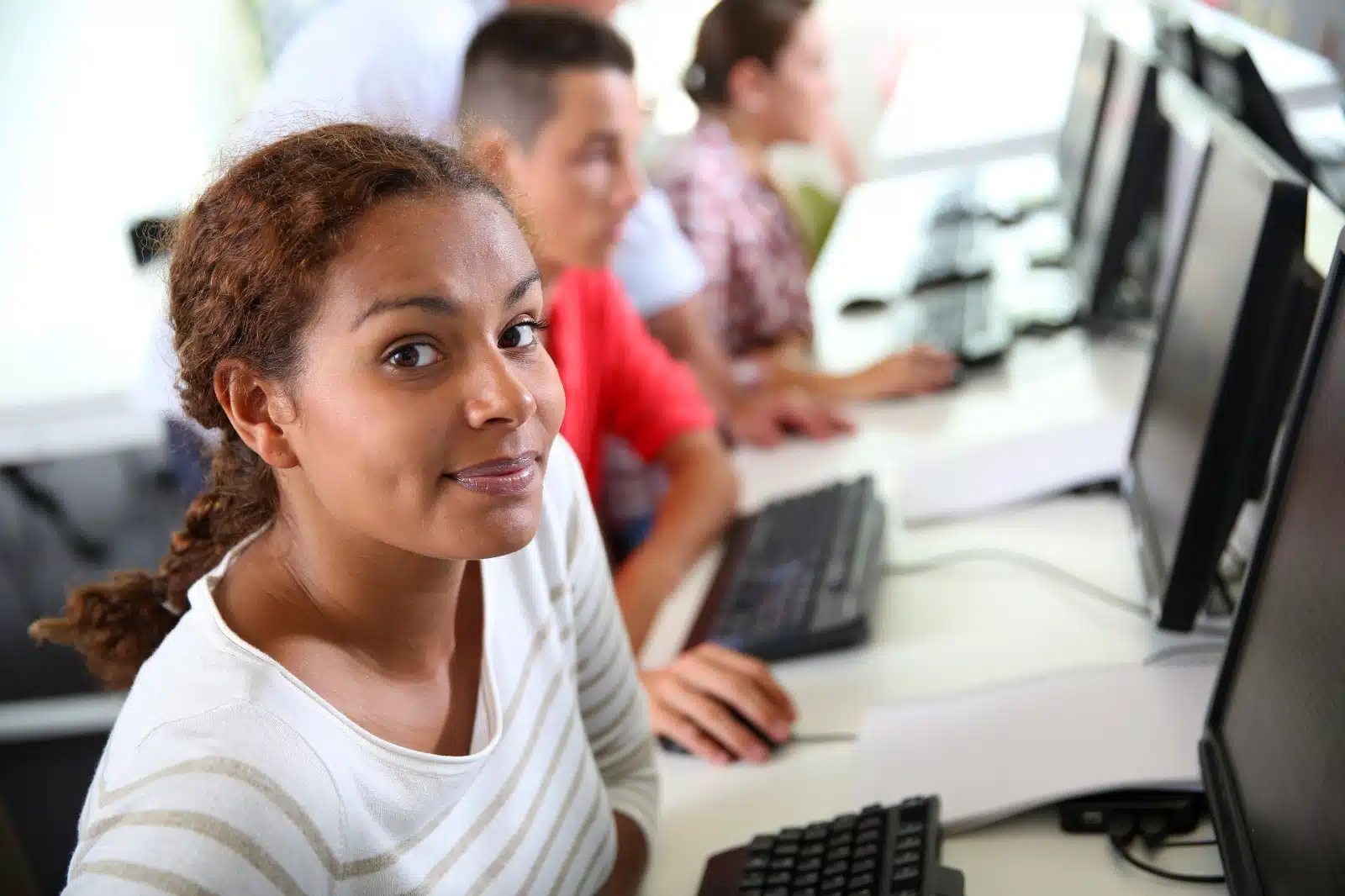 Cursos técnicos gratuitos