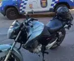 Adolescente que trocou tiros com PMs é apreendido com moto roubada