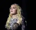 Madonna é processada por fã que se disse ‘forçado’ a assistir cenas sexuais em show