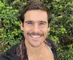Nicolas Prattes encerra contratado fixo com a Rede Globo após nove anos