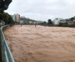 Após subir 3,80 metros, nível do rio Itapemirim baixa para 2,60 metros