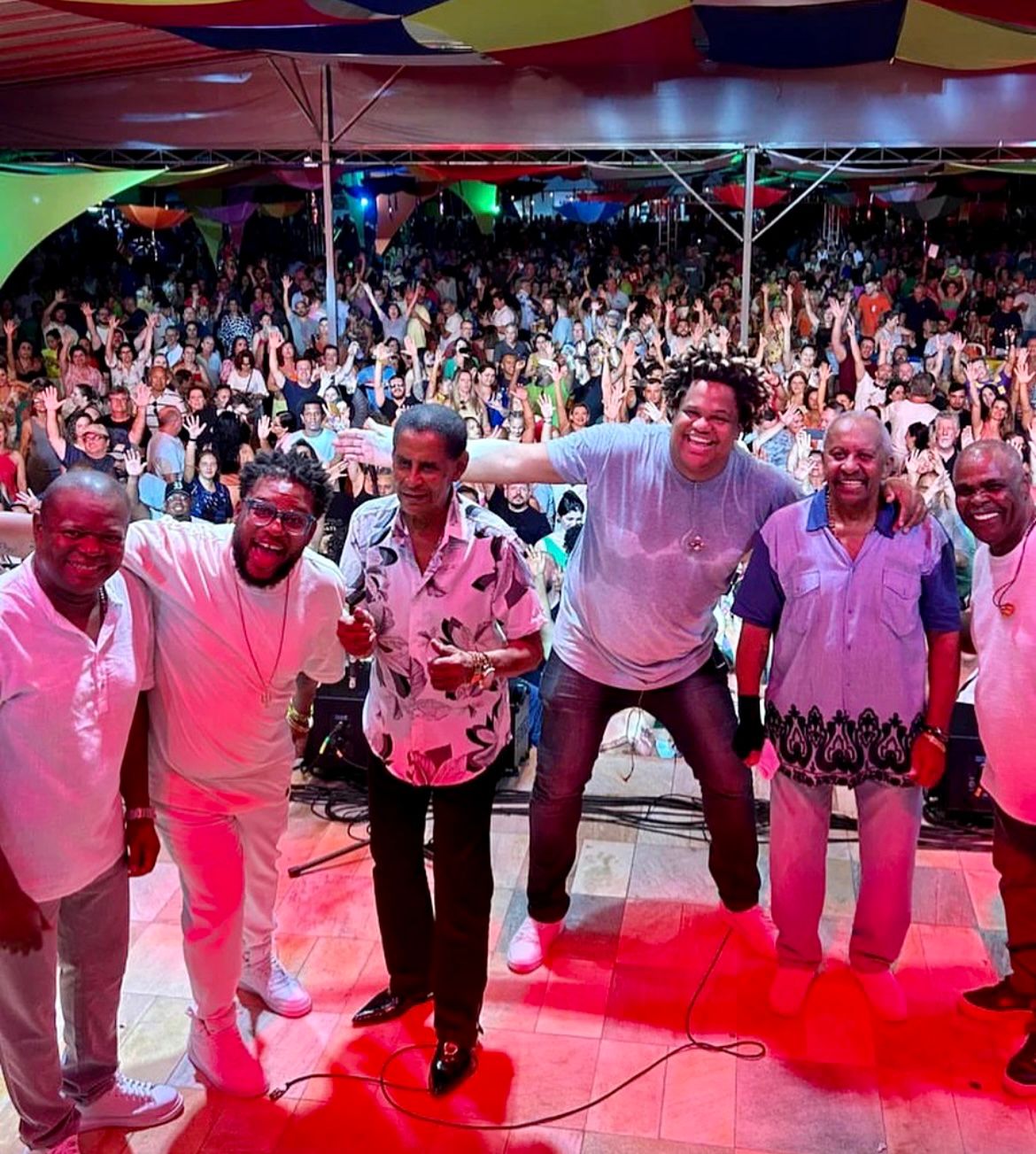 Foto: Reprodução / Instagram @grupofundodequintal Foto: Reprodução / Instagram @grupofundodequintal