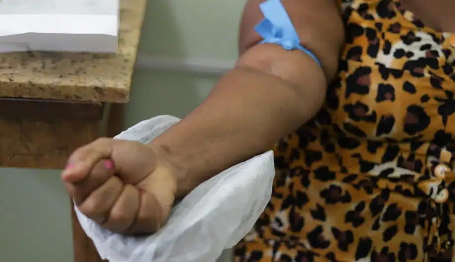 exame - coleta de sangue