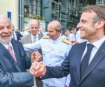 Lula e Emmanuel Macron defendem ampliação de parceria militar