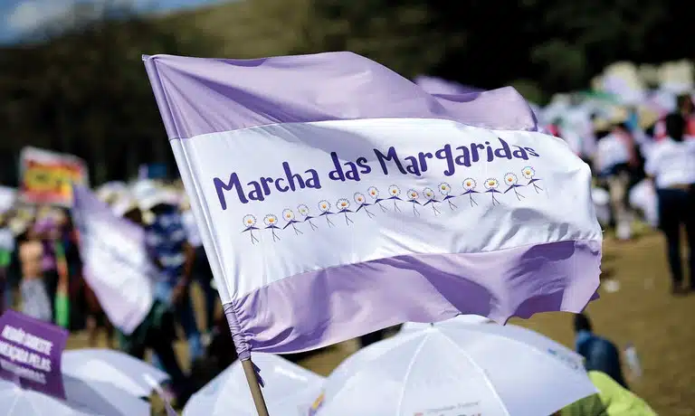 Bandeira da Marcha das Margaridas