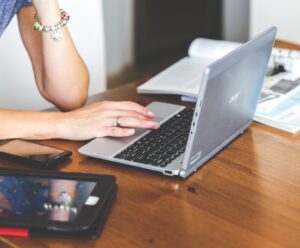 Cuidado infantil: atendimento remoto para doenças de outono no ES Cuidado infantil: atendimento remoto para doenças de outono no ES