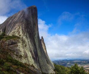 Dicas incríveis para curtir um passeio em Pedra Azul no fim de semana Parque Pedra Azul