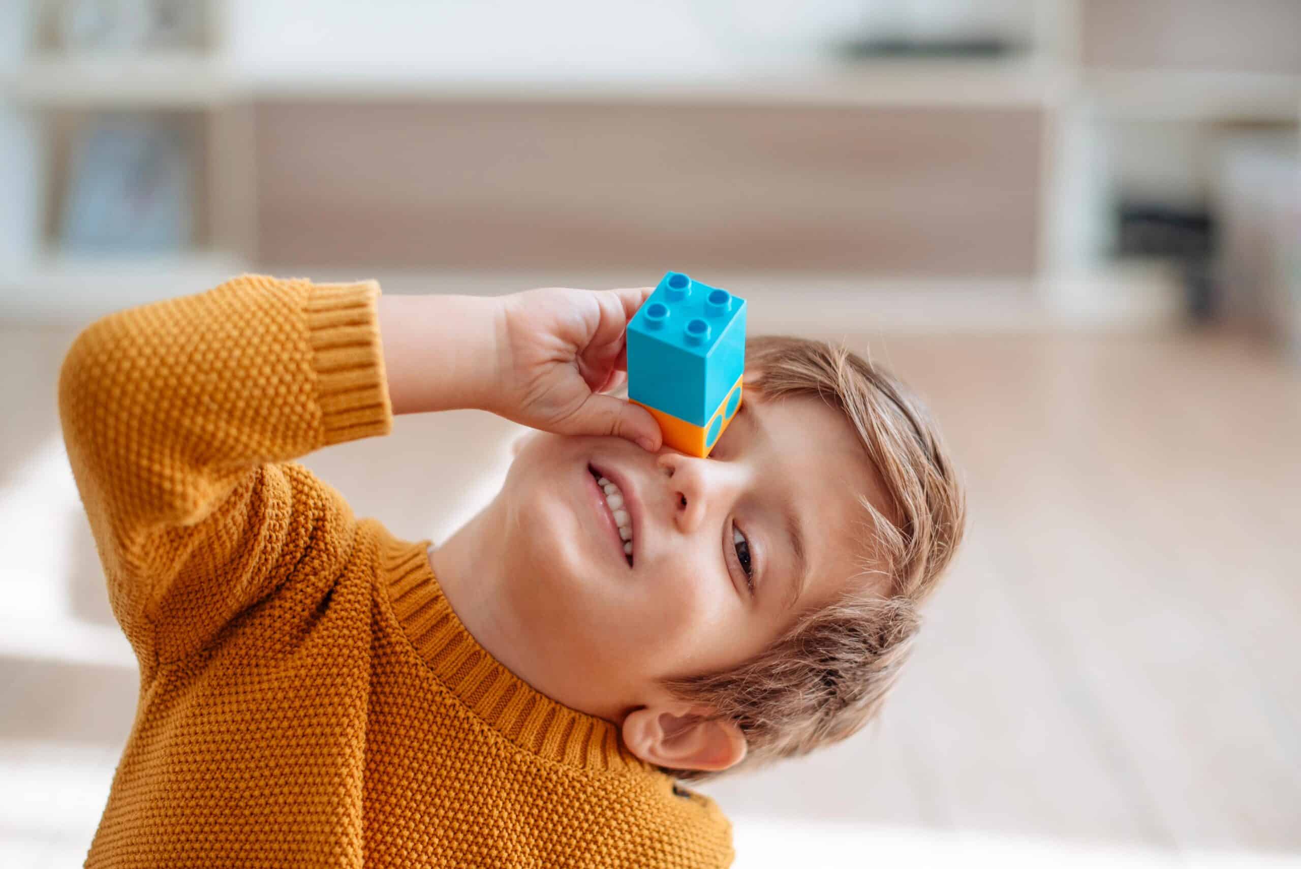 O autismo é um distúrbio do desenvolvimento neurobiológico que geralmente se manifesta antes dos três primeiros anos de vida. (Foto: Divulgação) O autismo é um distúrbio do desenvolvimento neurobiológico que geralmente se manifesta antes dos três primeiros anos de vida. (Foto: Divulgação)