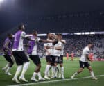 Romero faz história, Corinthians atropela Nacional e vence na Sul-Americana