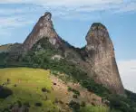 Conheça o Frade e a Freira: vistas incríveis e a lenda do amor eterno