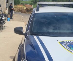 Guarda apreende moto clonada no Village da Luz, em Cachoeiro Moto clonada em Cachoeiro