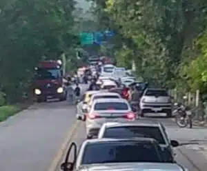 Motociclista colide com carreta e morre em Jerônimo Monteiro Acidente em Jerônimo