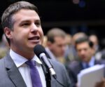 Saiba quem era Arthur Virgílio Bisneto, ex-deputado federal morto aos 44 anos
