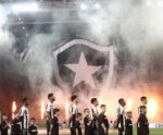 Botafogo tem triunfo apertado contra o Vitória na Copa do Brasil