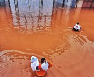 Seis pessoas são presas por suspeita de estupro em abrigos no RS Chuva Rio Grande do Sul