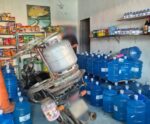 Distribuidora clandestina de gás e alimentos é interditada no ES
