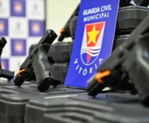 Mais 30 guardas municipais estarão armados nas ruas de Vitória Guarda Municipal de Vitória