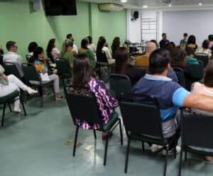 Jovens autistas compartilham histórias inspiradoras em Cachoeiro
