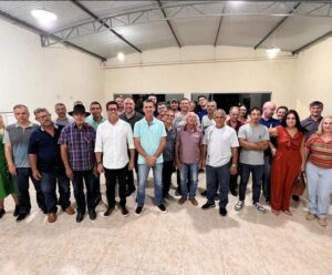 “Diálogo é a chave de tudo”, diz Marcelo Santos ao visitar Muniz Freire Muniz Freire