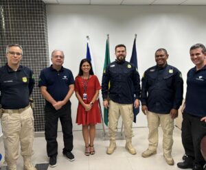 PRF e Alfândega intensificam fiscalização aos crimes de contrabando PRF e Alfândega