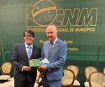 Prefeito Luciano Pingo toma posse na nova diretoria da CNM