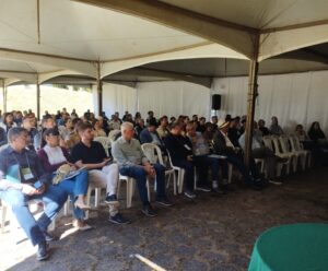 Quase 200 pessoas debatem turismo na região do Caparaó Turismo