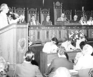 Deputados homenageiam Roberto Valadão Ales