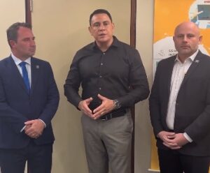 Iconha: bancada federal capixaba recebe projeto para obra de saneamento